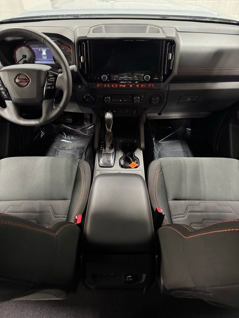 2025 Nissan Frontier Crew Cab PRO-4X 4x4