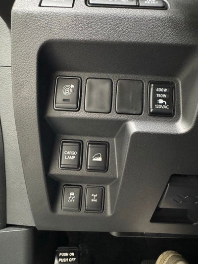 2025 Nissan Frontier Crew Cab PRO-4X 4x4