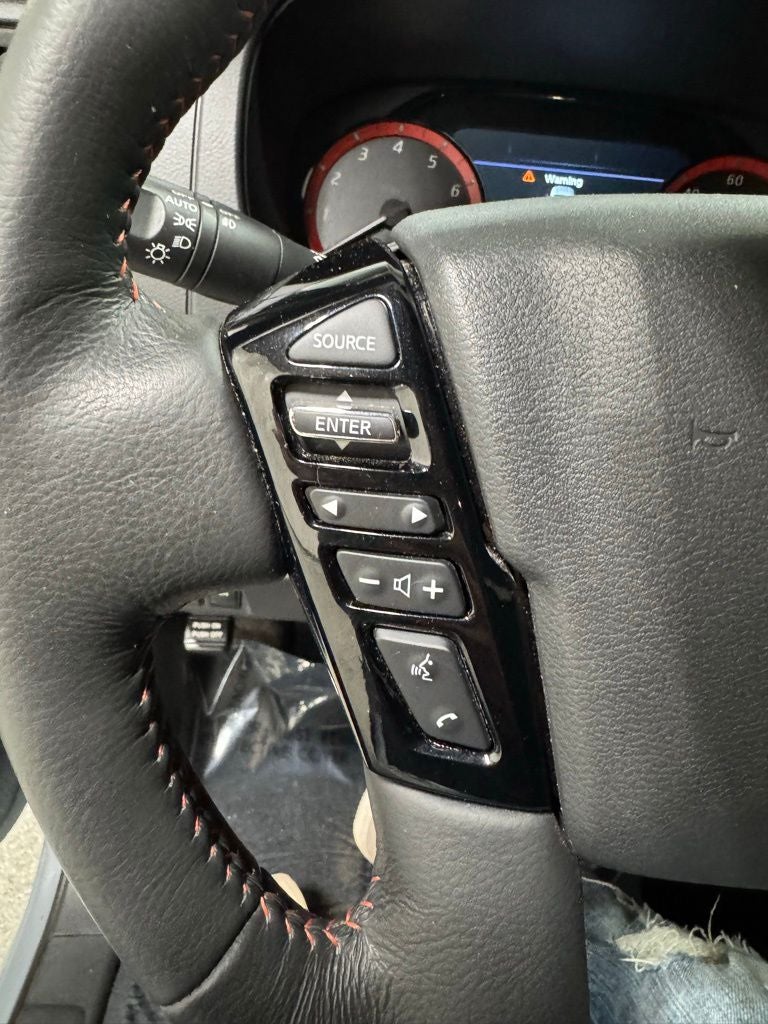 2025 Nissan Frontier Crew Cab PRO-4X 4x4