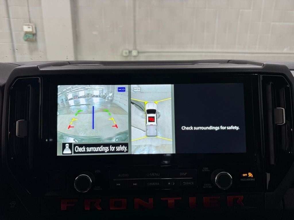 2025 Nissan Frontier Crew Cab PRO-4X 4x4