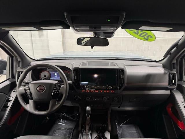 2025 Nissan Frontier Crew Cab PRO-4X 4x4