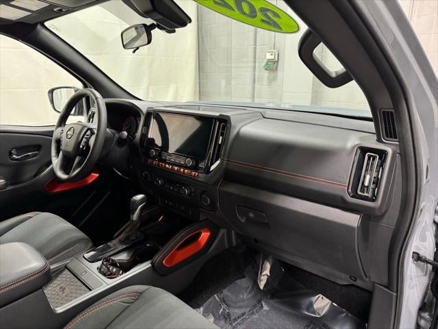 2025 Nissan Frontier Crew Cab PRO-4X 4x4