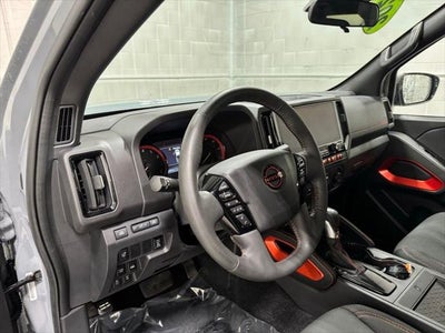 2025 Nissan Frontier Crew Cab PRO-4X 4x4
