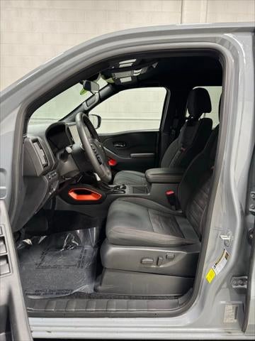 2025 Nissan Frontier Crew Cab PRO-4X 4x4