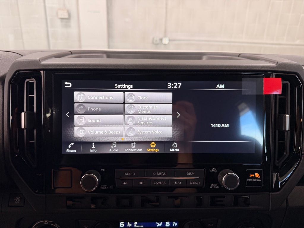 2026 Nissan Frontier SV