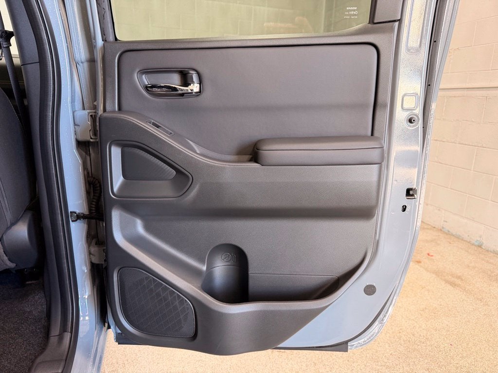 2027 Nissan Frontier SV