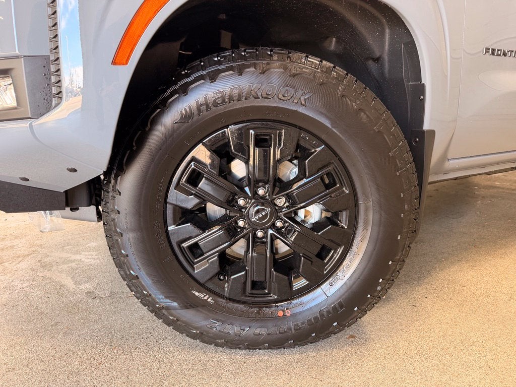 2027 Nissan Frontier SV