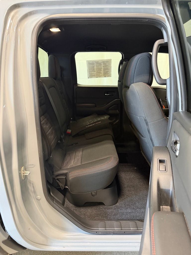 2024 Nissan Frontier Crew Cab PRO-4X 4x4