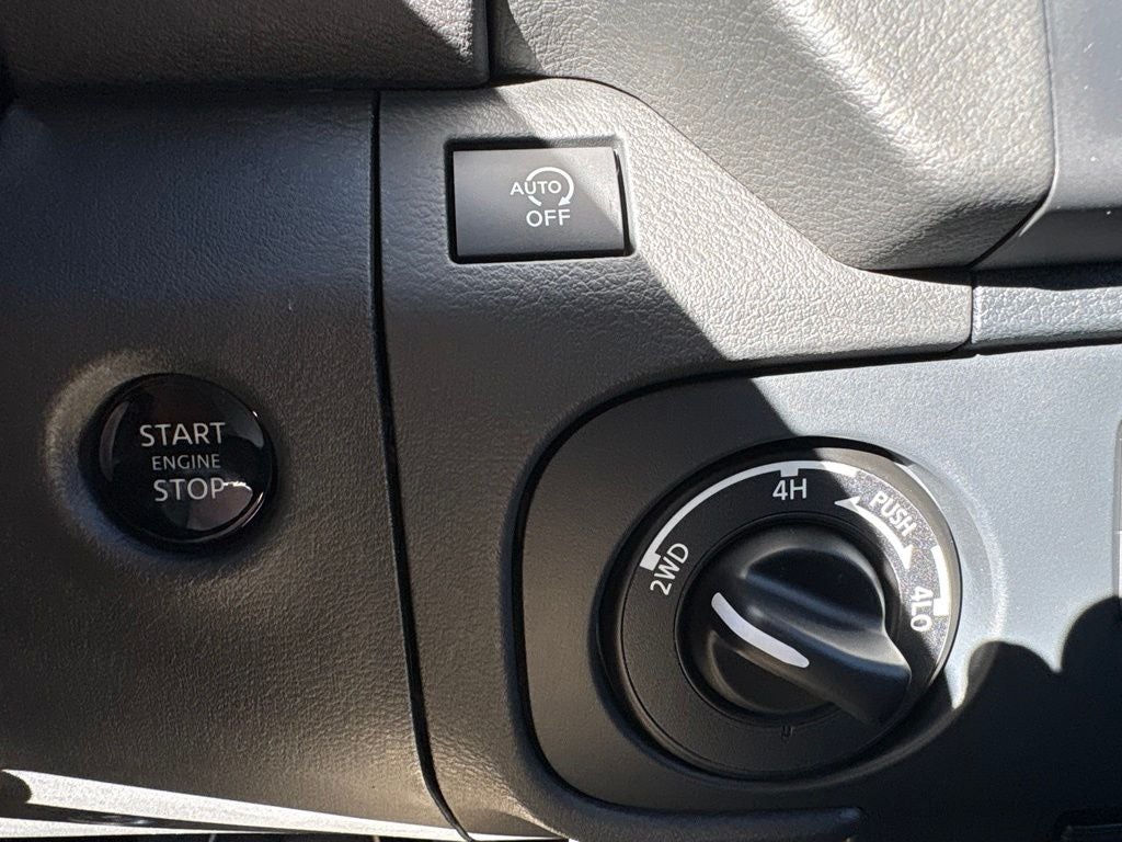 2027 Nissan Frontier SV
