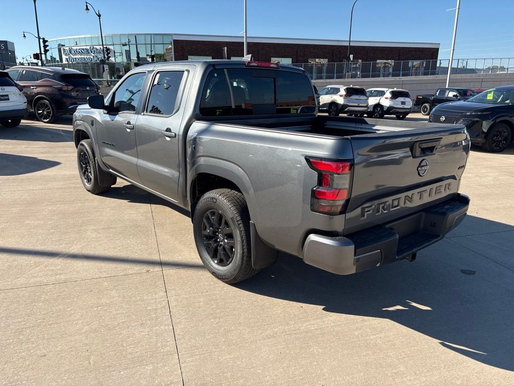 2027 Nissan Frontier SV