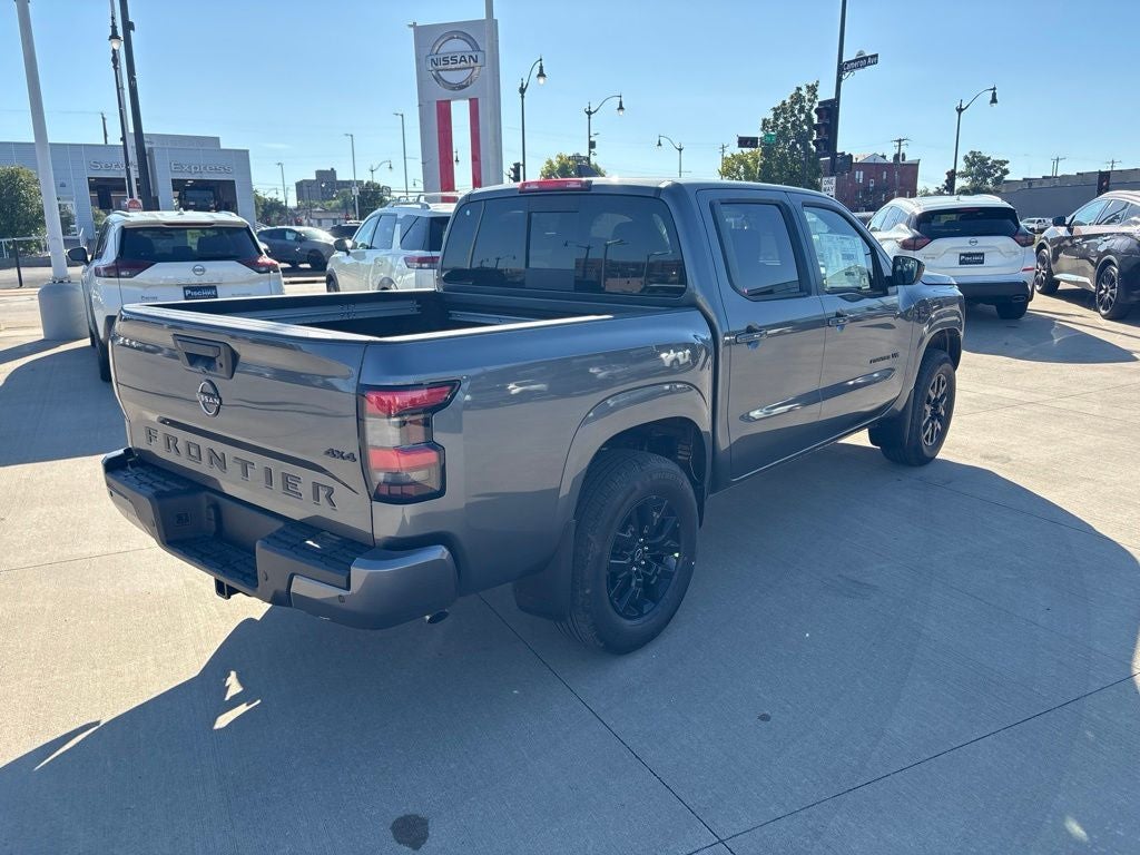 2027 Nissan Frontier SV