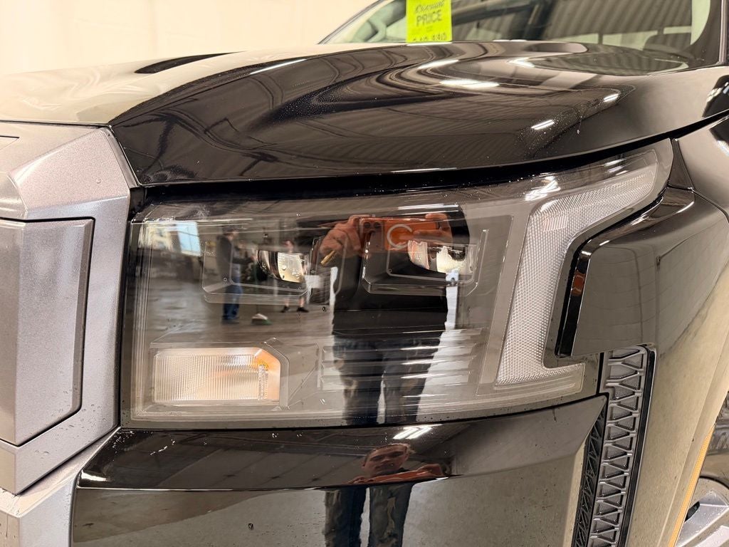 2027 Nissan Frontier SV