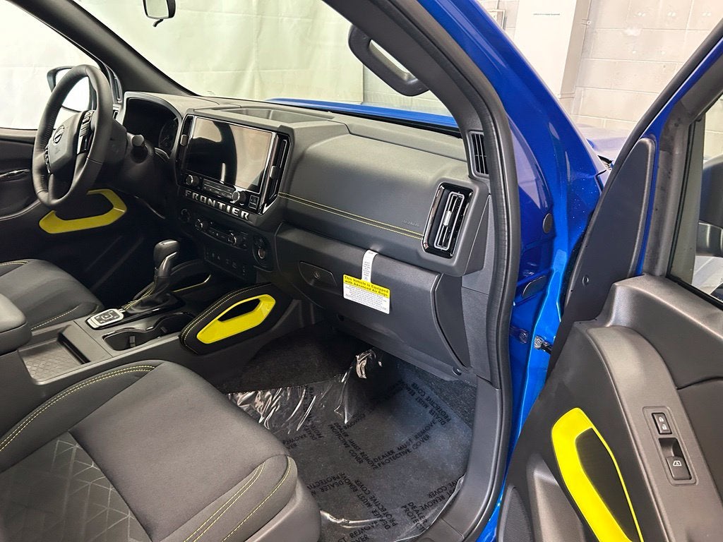 2027 Nissan Frontier SV