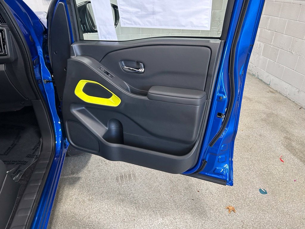 2027 Nissan Frontier SV