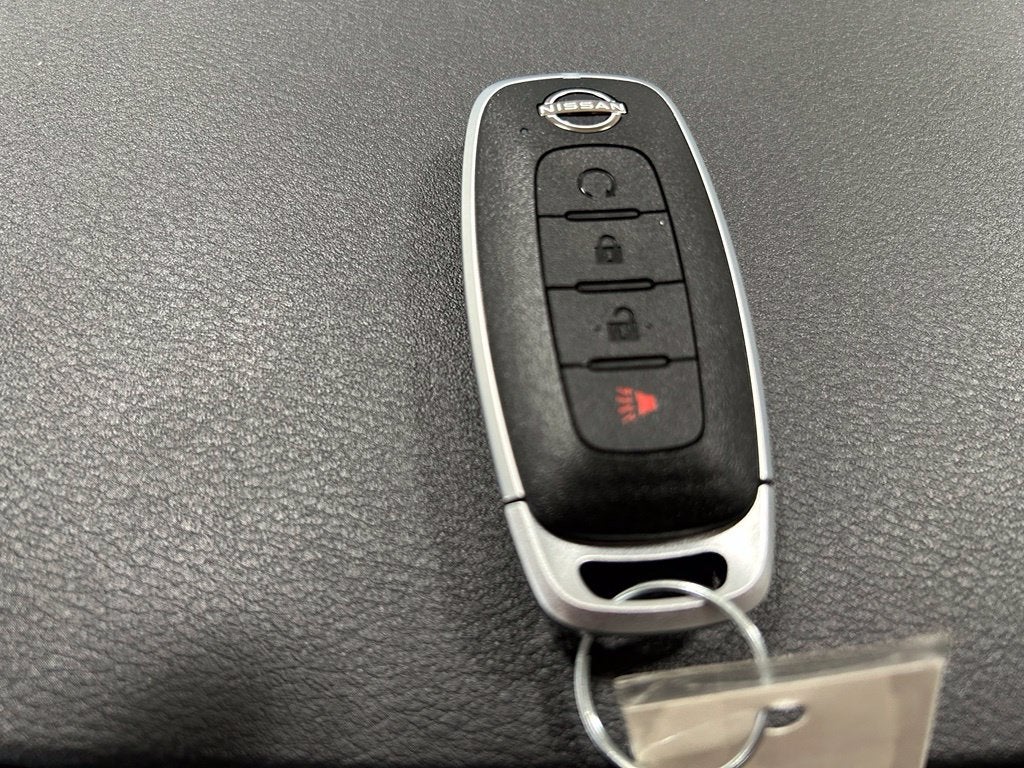 2027 Nissan Frontier SV