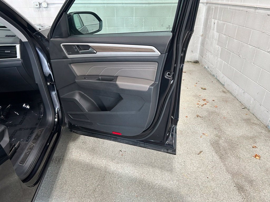 2023 Volkswagen Atlas 3.6L V6 SEL