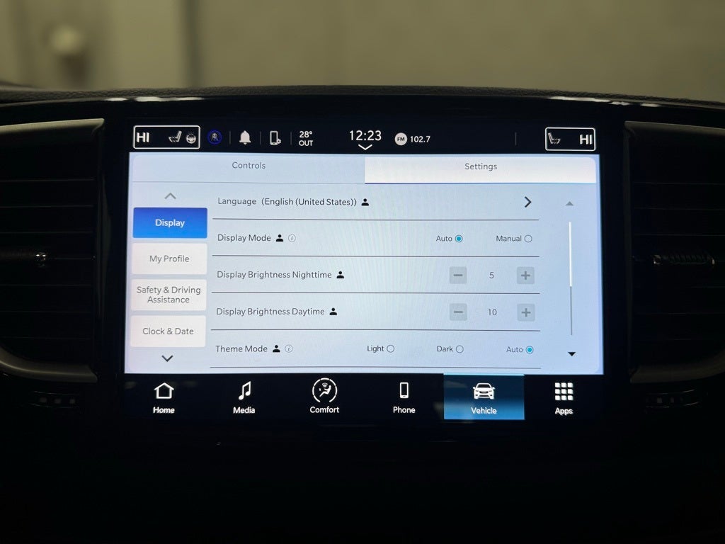 2024 Chrysler Pacifica Touring L