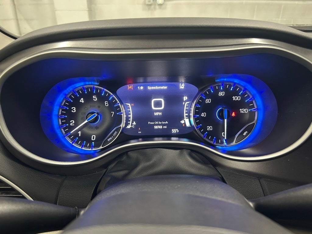 2024 Chrysler Pacifica Touring L