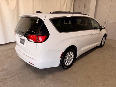 2021 Chrysler Voyager LXI