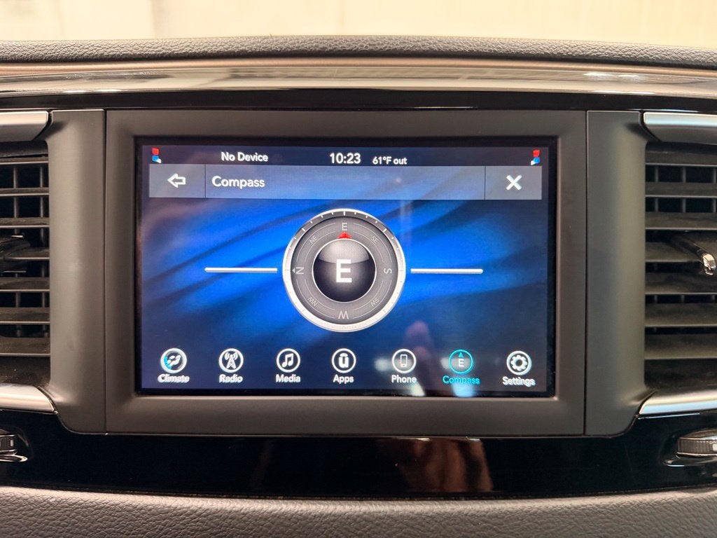 2021 Chrysler Voyager LXI