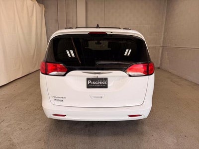 2021 Chrysler Voyager LXI