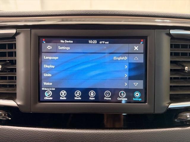 2021 Chrysler Voyager LXI