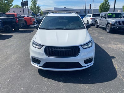 2026 Chrysler Pacifica Limited