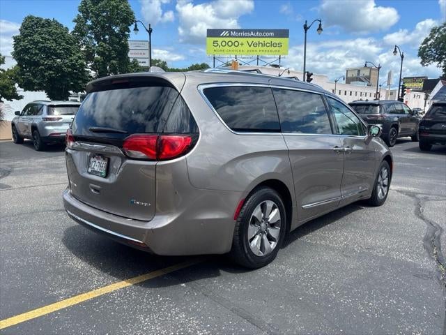 2018 Chrysler Pacifica Hybrid Limited