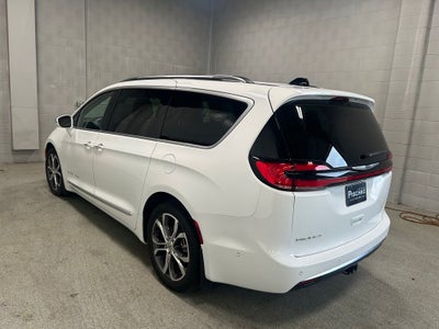 2024 Chrysler Pacifica Pinnacle