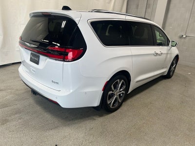 2024 Chrysler Pacifica Pinnacle