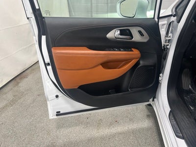 2024 Chrysler Pacifica Pinnacle