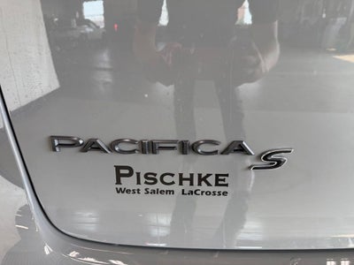 2024 Chrysler Pacifica Hybrid S Appearance Pkg