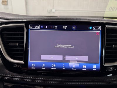 2024 Chrysler Pacifica Hybrid S Appearance Pkg
