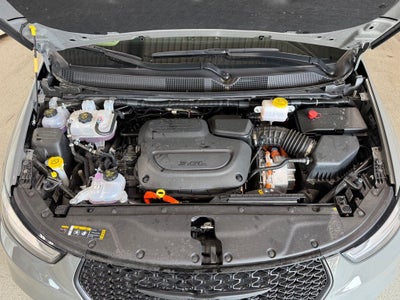 2024 Chrysler Pacifica Hybrid S Appearance Pkg
