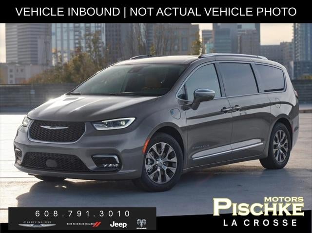 2024 Chrysler Pacifica Hybrid S Appearance Pkg
