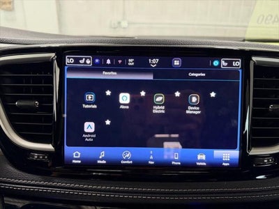2024 Chrysler Pacifica Hybrid S Appearance Pkg