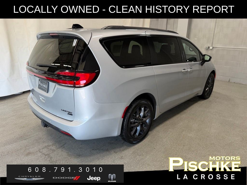 2023 Chrysler Pacifica Limited AWD