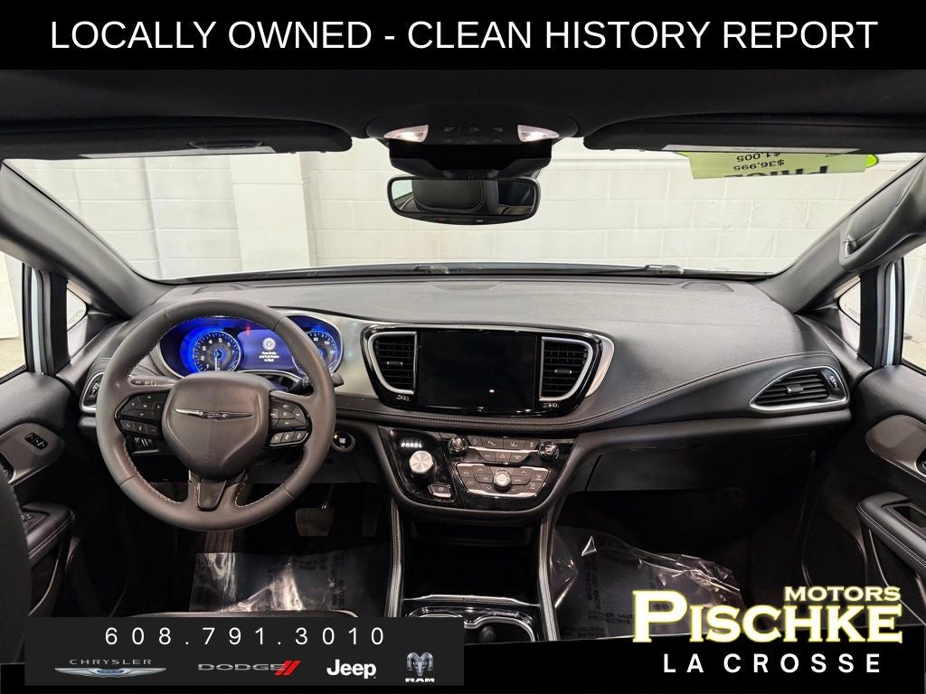 2023 Chrysler Pacifica Limited AWD