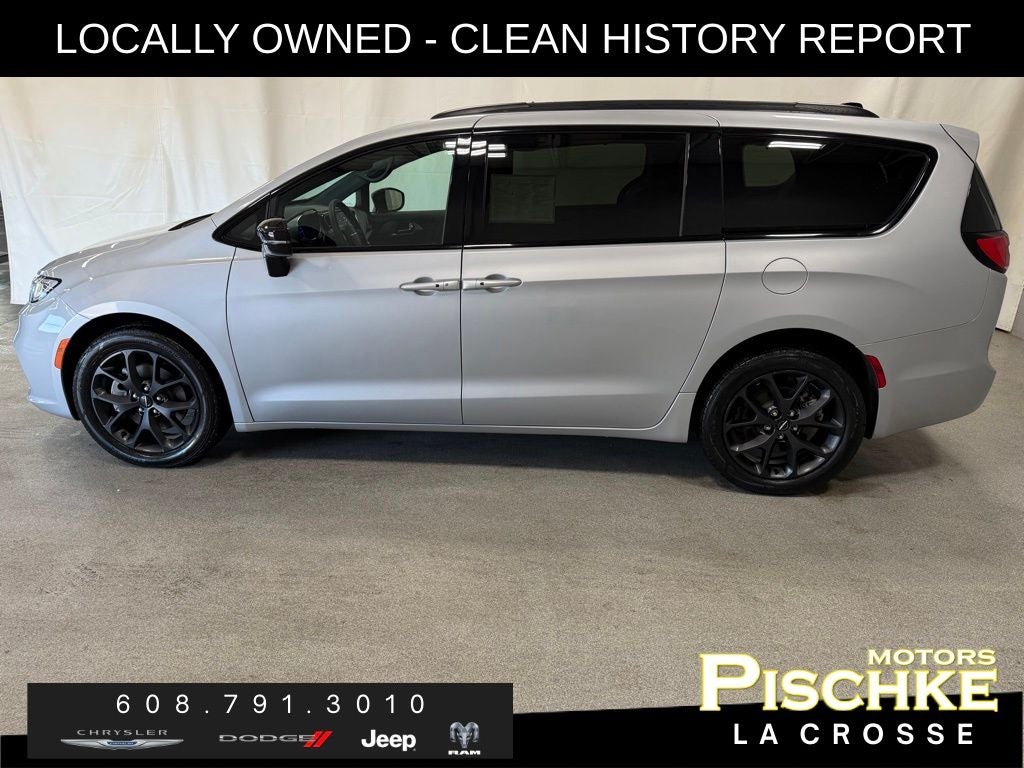 2023 Chrysler Pacifica Limited AWD