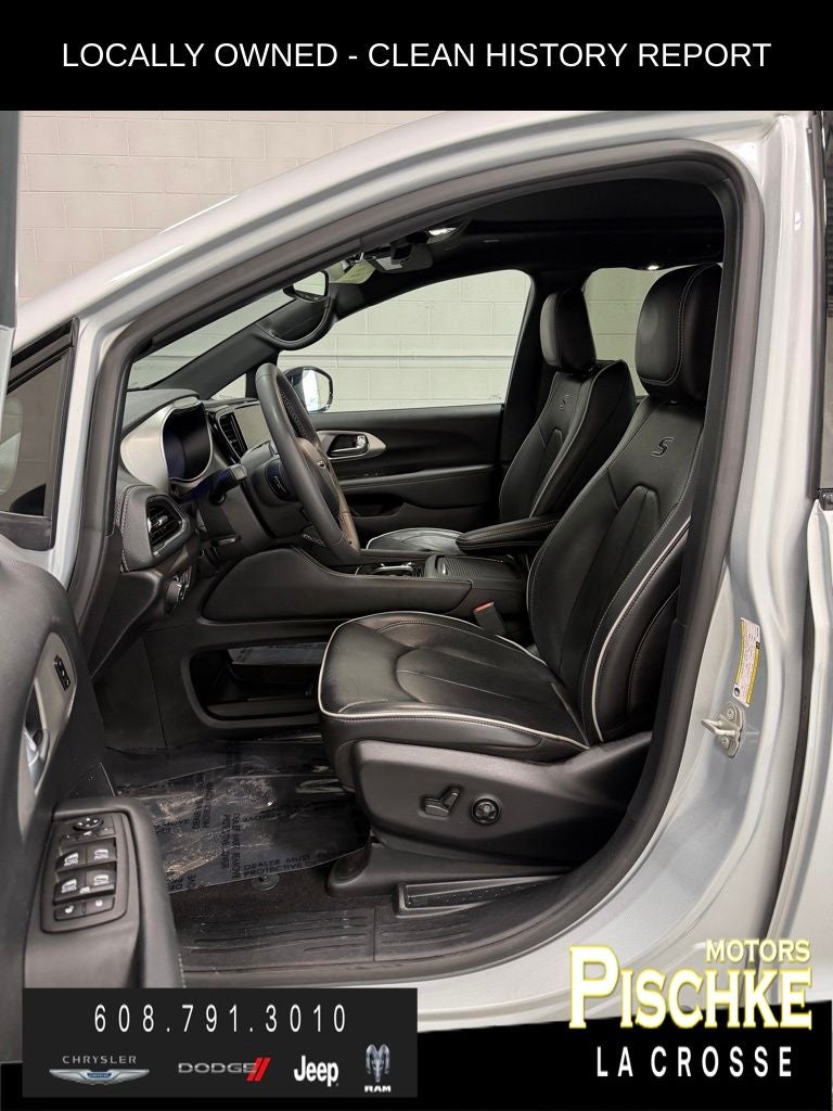 2023 Chrysler Pacifica Limited AWD