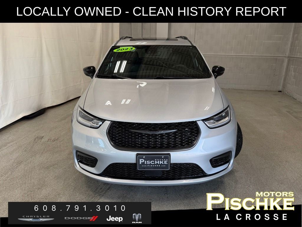 2023 Chrysler Pacifica Limited AWD