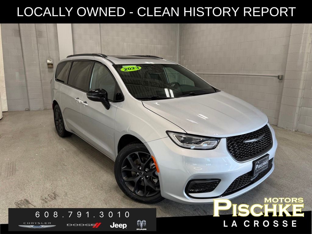 2023 Chrysler Pacifica Limited AWD