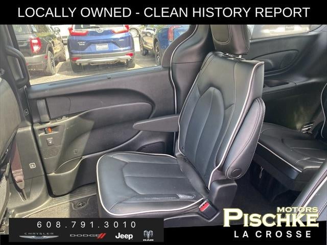 2023 Chrysler Pacifica Limited AWD