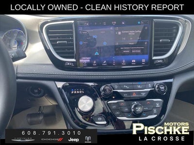 2023 Chrysler Pacifica Limited AWD