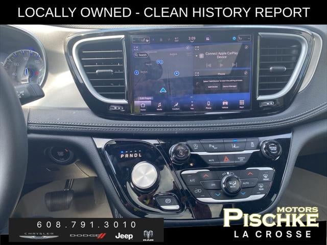 2023 Chrysler Pacifica Limited AWD