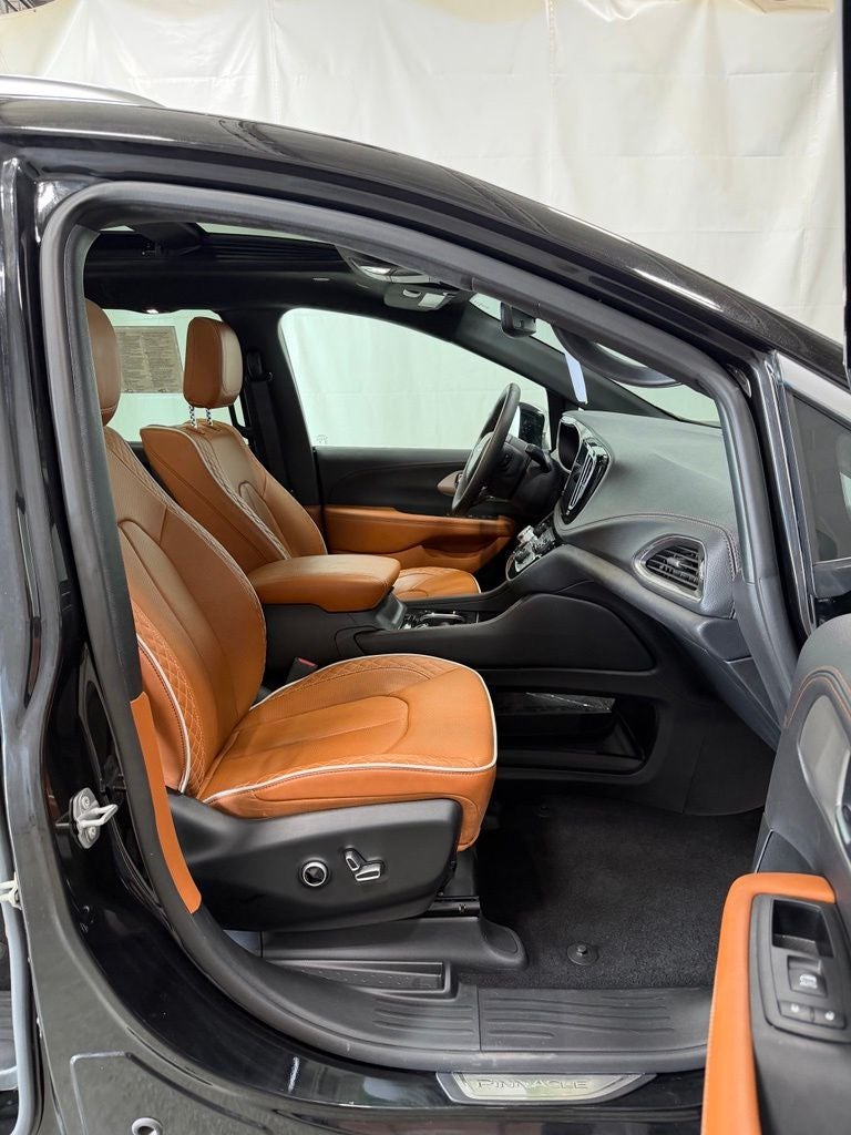 2024 Chrysler Pacifica Pinnacle AWD