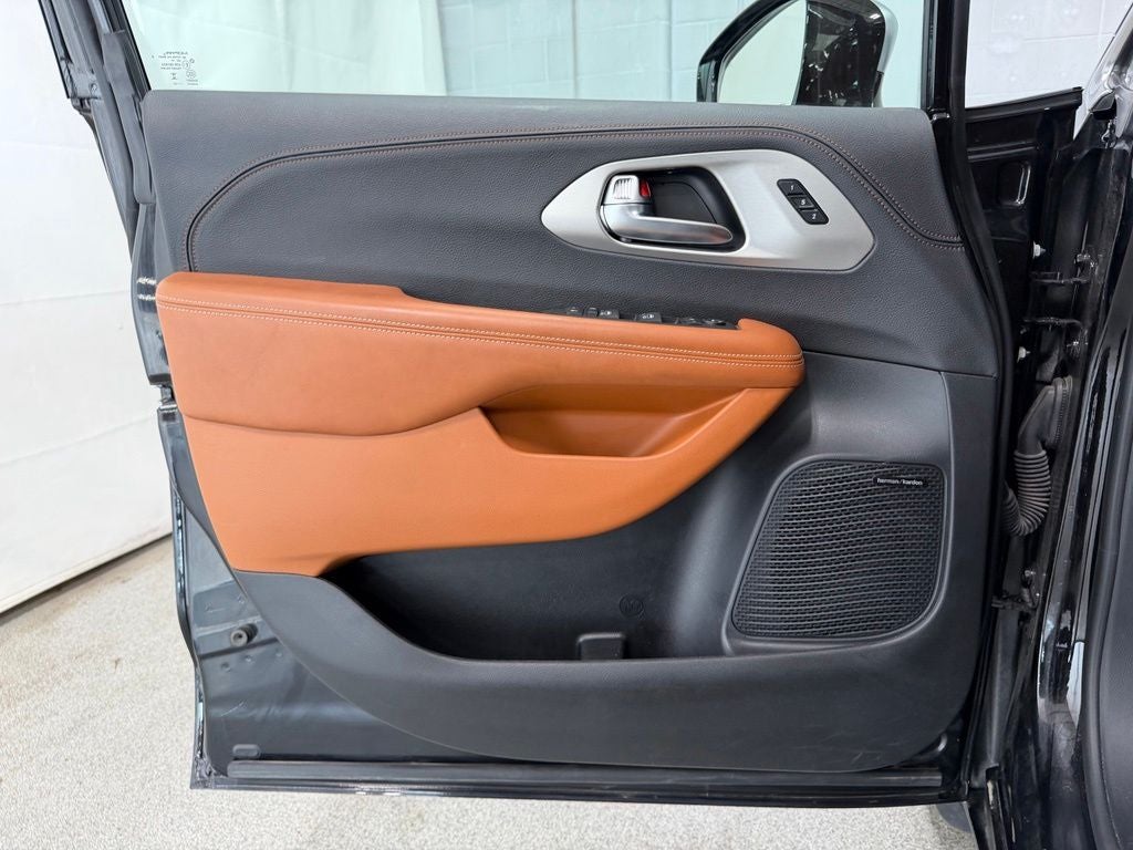 2024 Chrysler Pacifica Pinnacle AWD