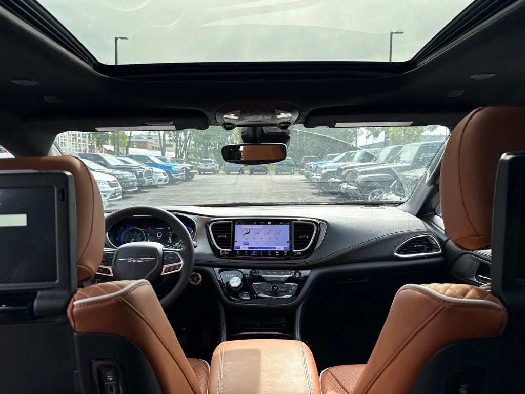 2024 Chrysler Pacifica Pinnacle AWD