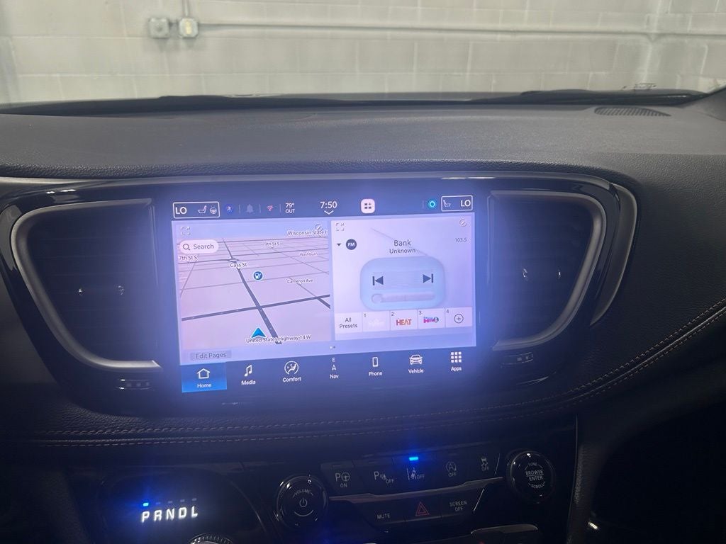 2024 Chrysler Pacifica Pinnacle AWD