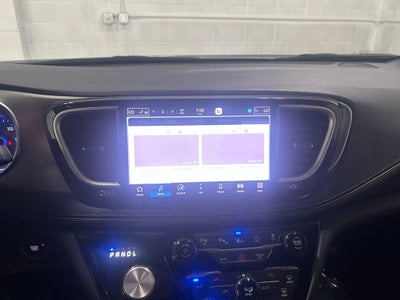 2024 Chrysler Pacifica Pinnacle AWD